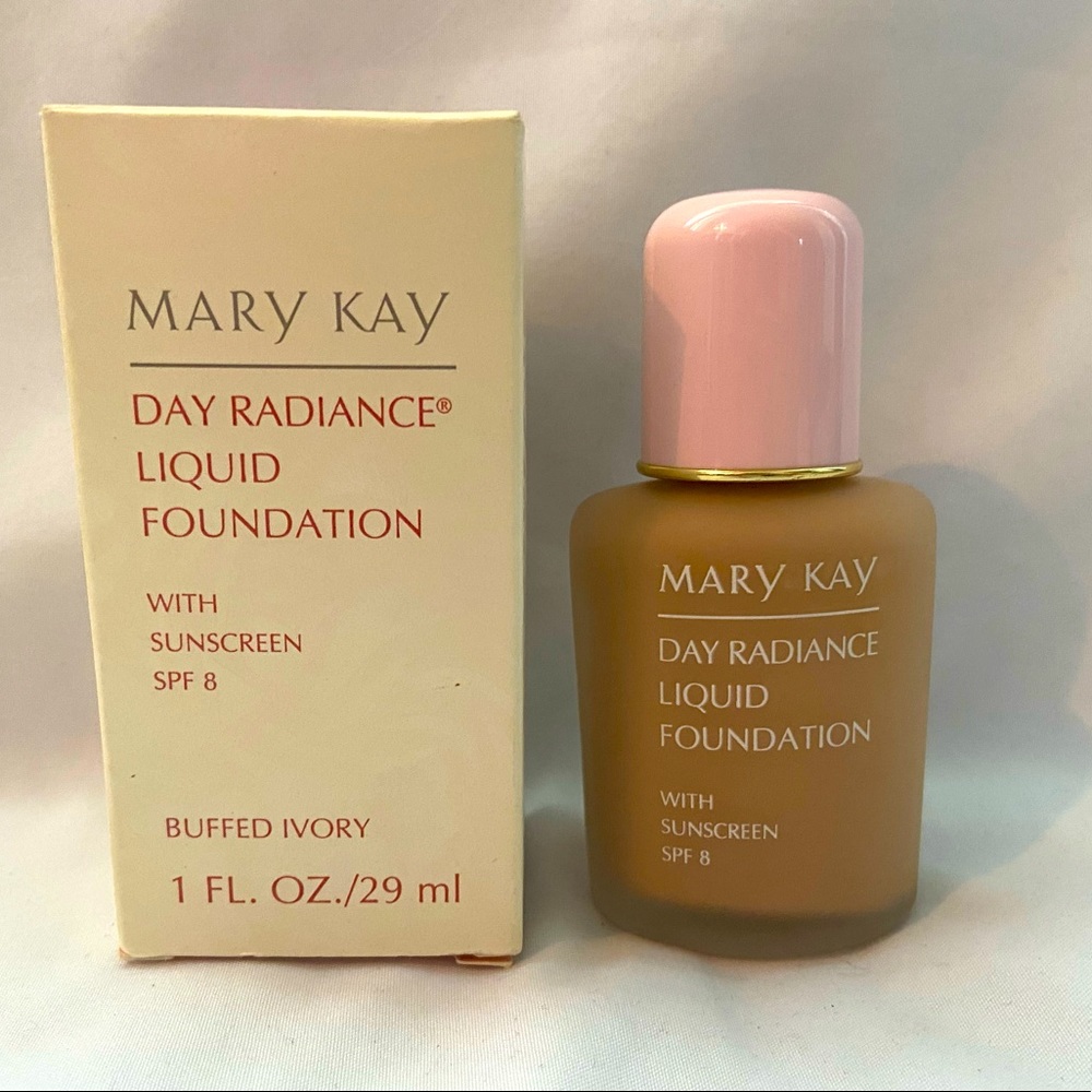 Mary Kay Day Radiance Liquid Foundation